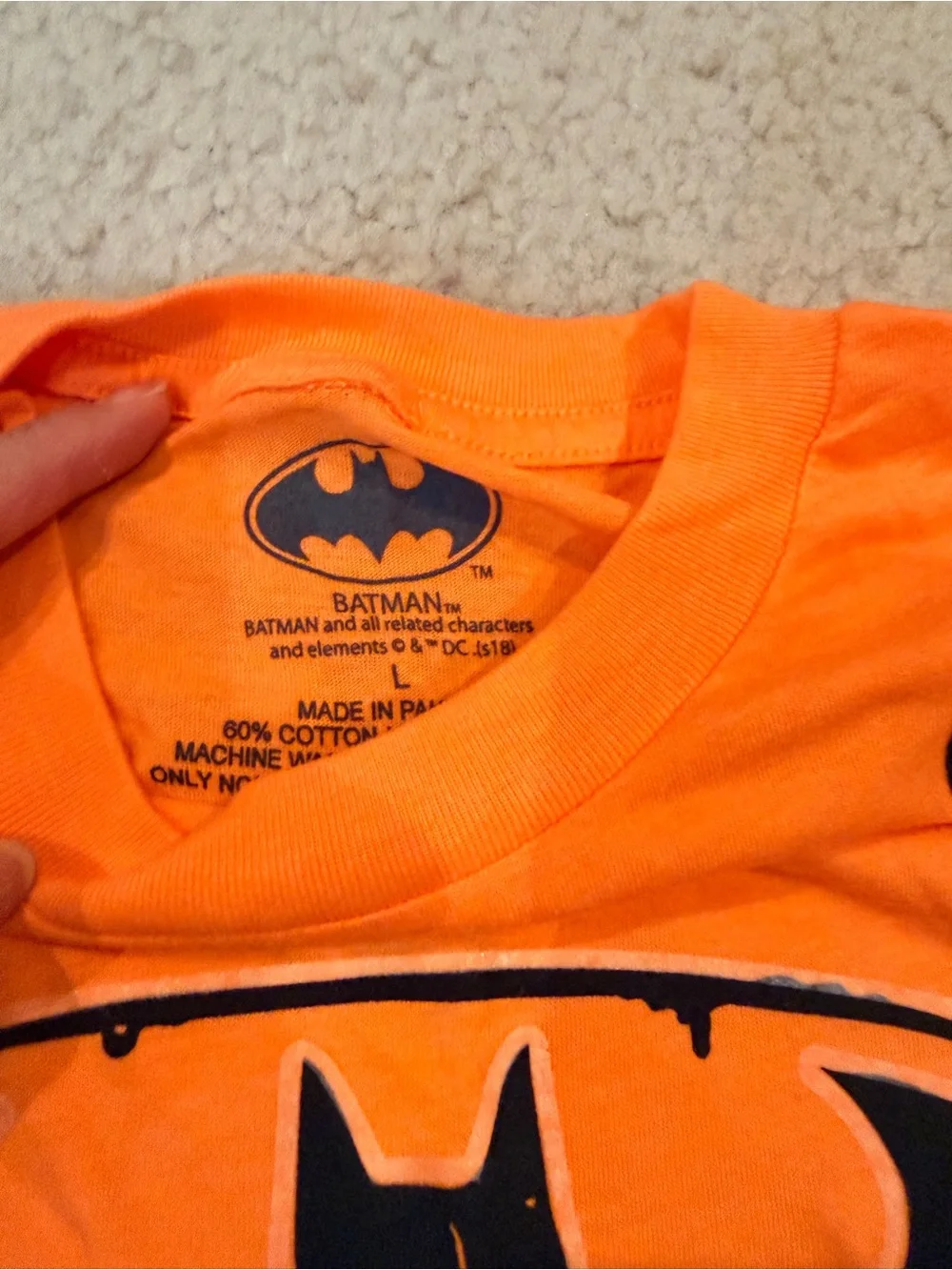Batman Kids' Glow T-Shirt Costume - Orange Large